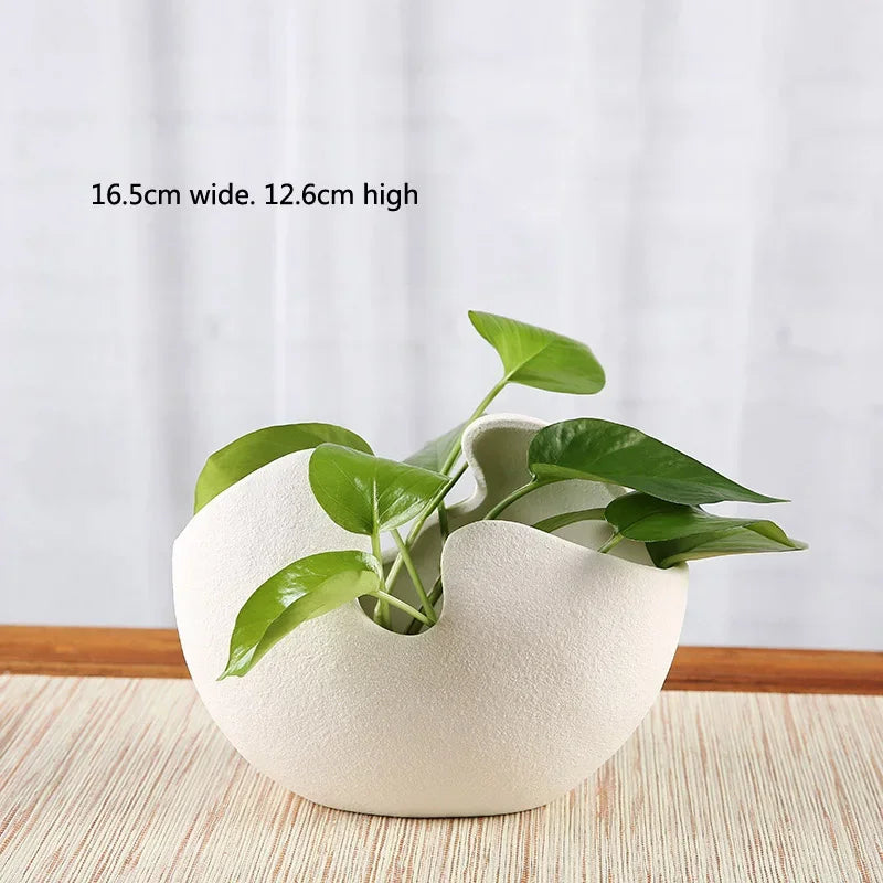 Contemporary White Ceramic Eggshell Vase - Elegant Flower Pot for Home Decor and Gifting