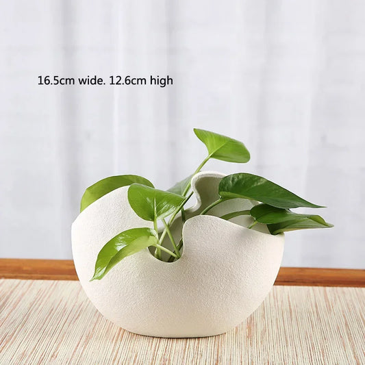 Contemporary White Ceramic Eggshell Vase - Elegant Flower Pot for Home Decor and Gifting